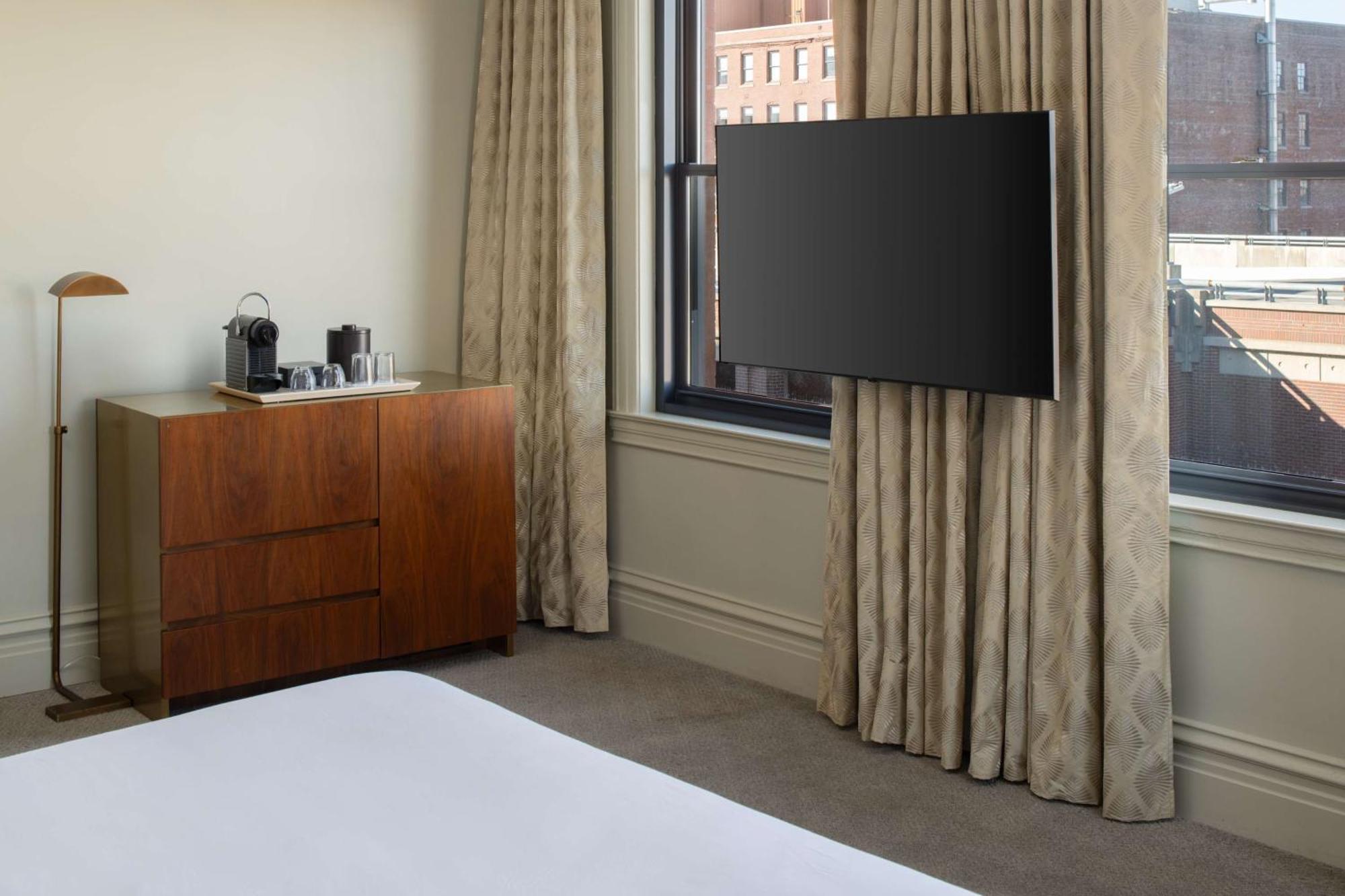 Hotel Savoy Kansas City, Tapestry Collection By Hilton Luaran gambar